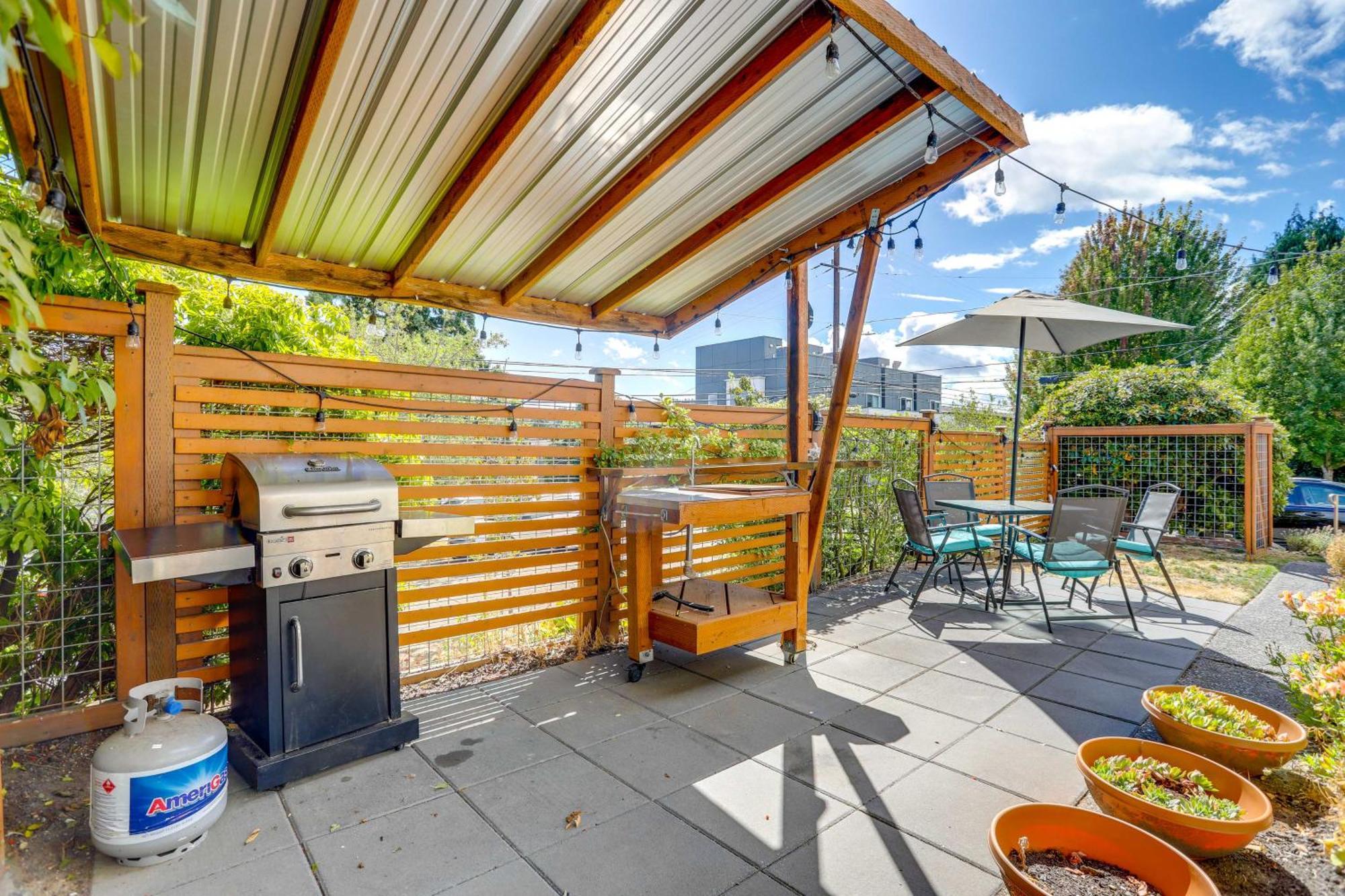 Seattle Garden Apt Walk To Water And Amenities! Exterior photo