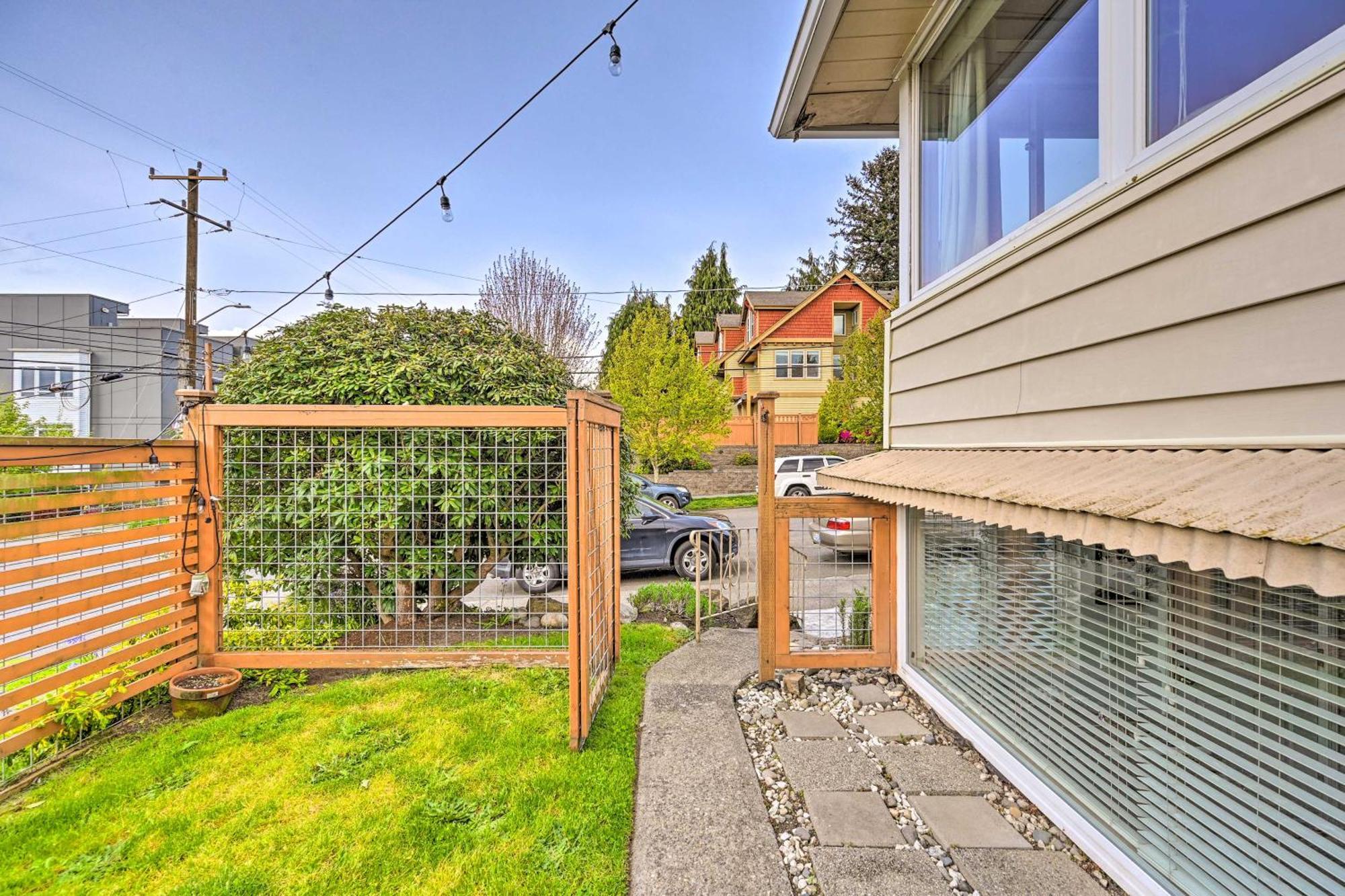 Seattle Garden Apt Walk To Water And Amenities! Exterior photo